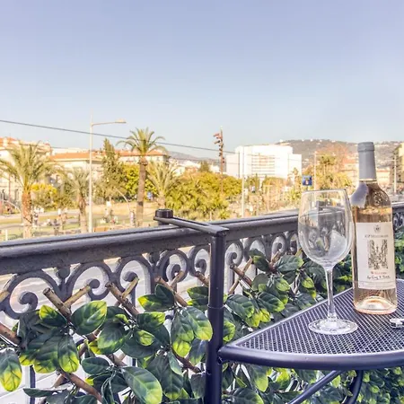 Apartment Le Jean Jaures - Refait A Neuf, Lumineux, Long Balcon, Jolie Vue, Wifi, Cœur Vieux-nice
