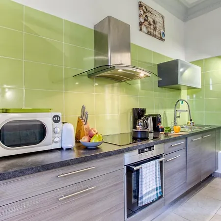 Apartment Le Jean Jaures - Refait A Neuf, Lumineux, Long Balcon, Jolie Vue, Wifi, Cœur Vieux-nice Nizza