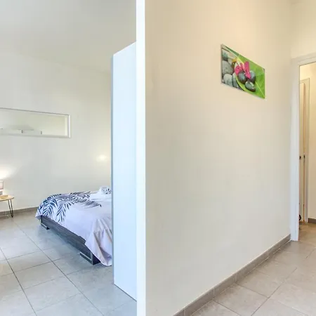 Le Jean Jaures - Refait A Neuf, Lumineux, Long Balcon, Jolie Vue, Wifi, Coeur Vieux-nice 아파트