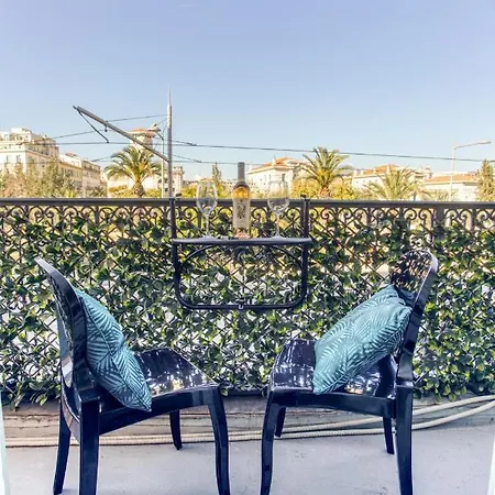 Apartment Le Jean Jaures - Refait A Neuf, Lumineux, Long Balcon, Jolie Vue, Wifi, Cœur Vieux-nice Nizza