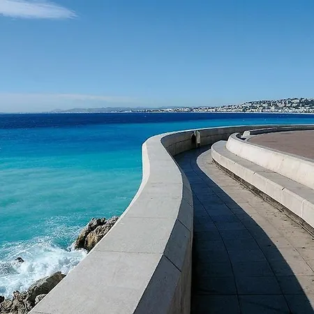 Le Jean Jaures - Refait A Neuf, Lumineux, Long Balcon, Jolie Vue, Wifi, Cœur Vieux-nice Apartment